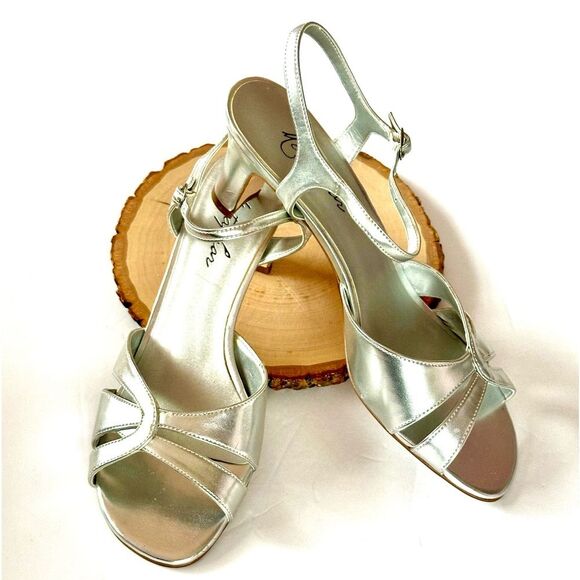 Metaphor Women’s Tristan SlingBack Heals Sz 8 1/2 M Silver - Picture 3 of 4